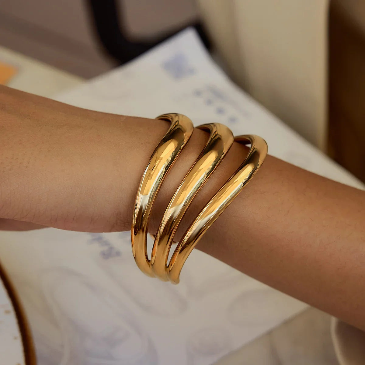 [Amore]Meredith Triple Layer Gold Bangle