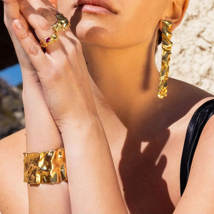 [Amore]Hope Gold Bangle