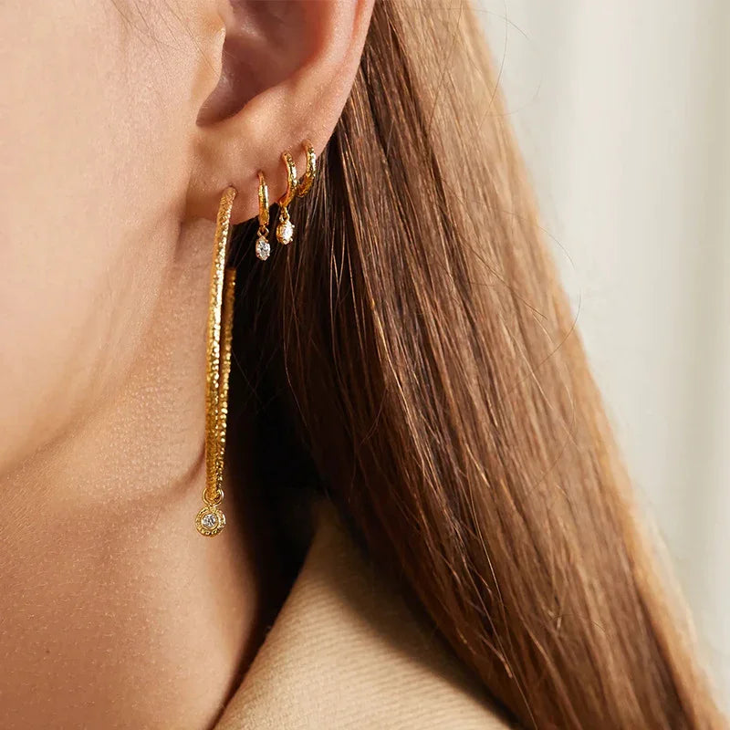 [Amore]Shayla Hammered Diamond Hoops