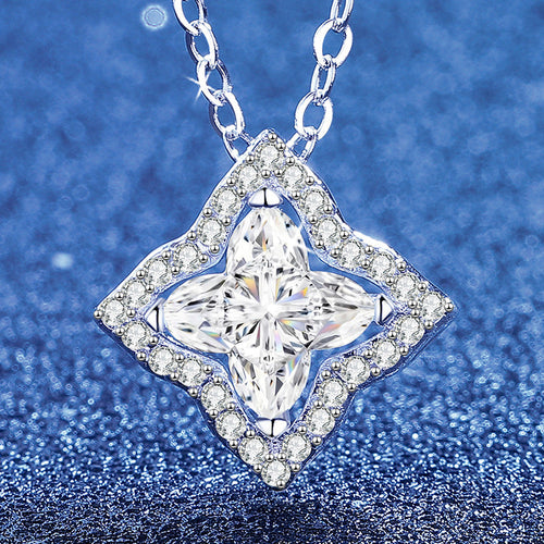 [Amore]STAR-CLOVER MOISSANITE NECKLACE