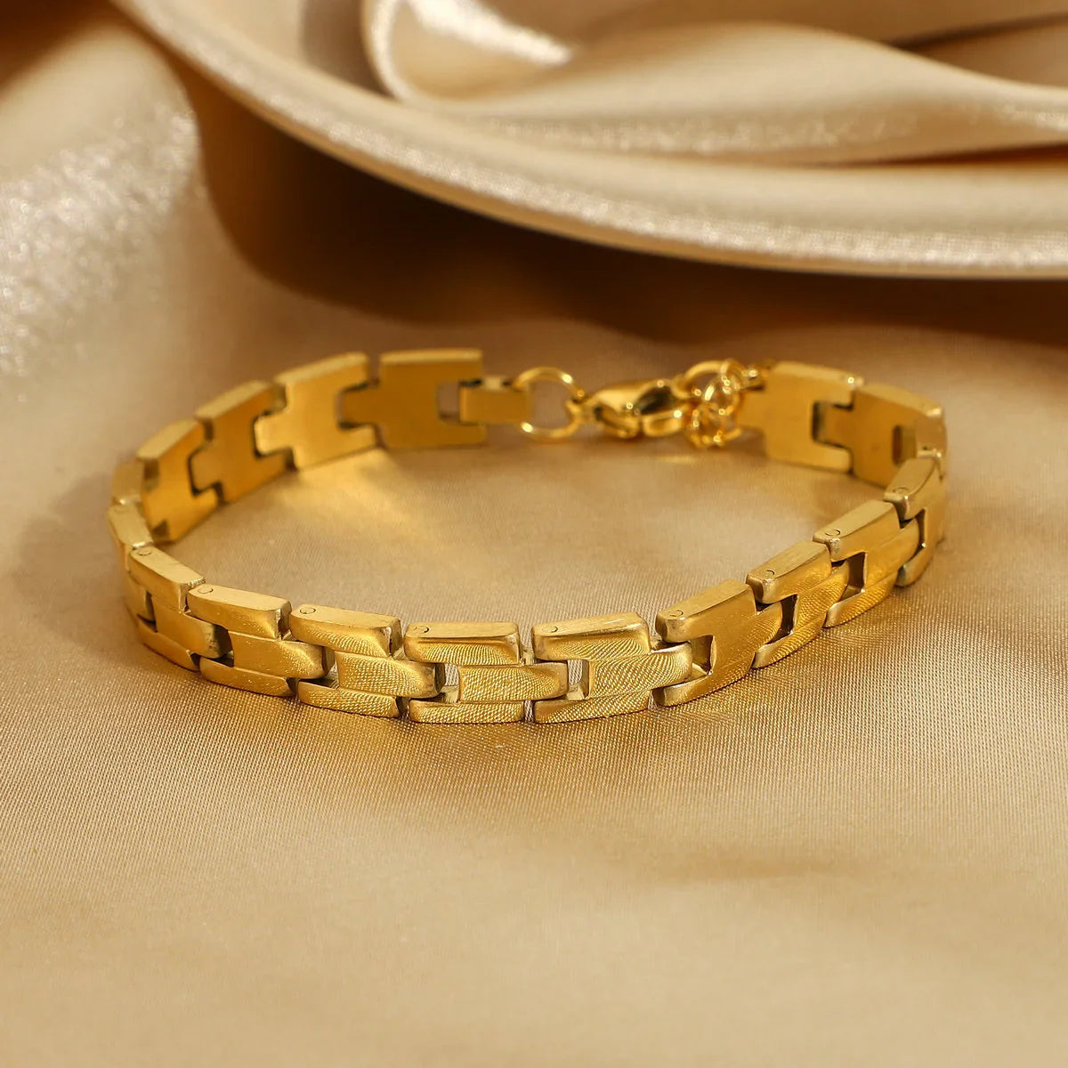 [Amore]Zeri Gold Bracelet