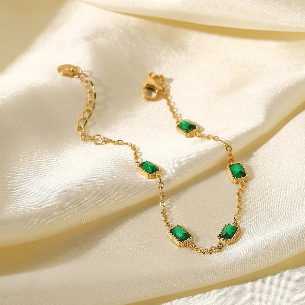 [Amore]Erin Green Bracelet