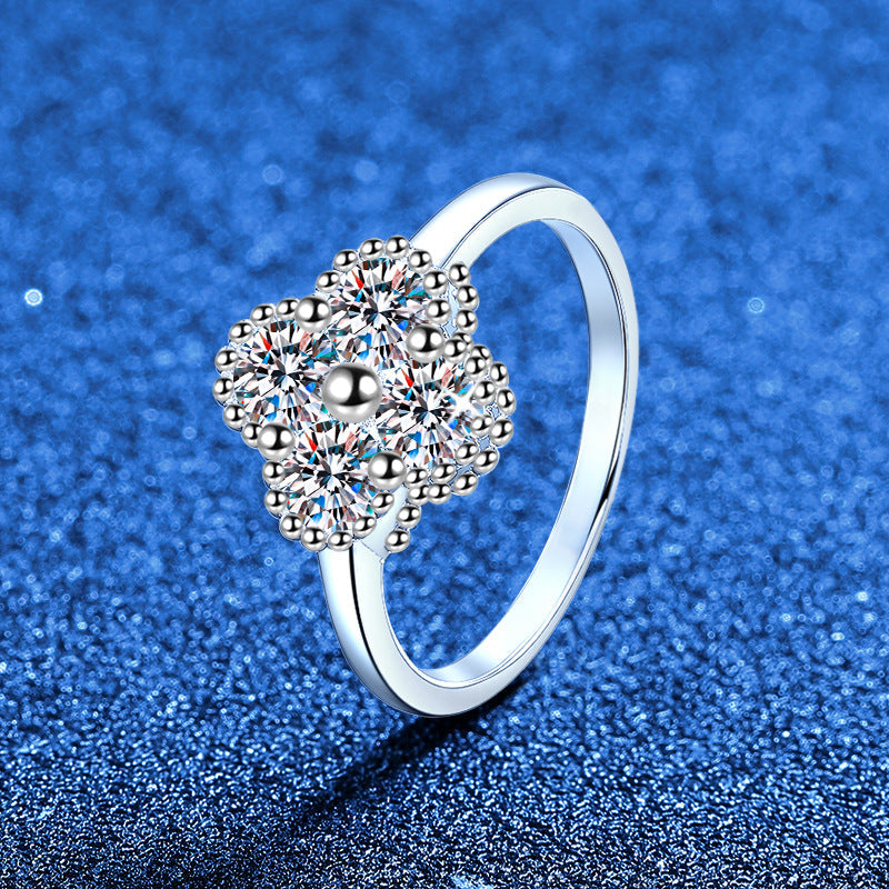 [Amore]ELEGANT FOUR-LEAF CLOVER MOISSANITE RING