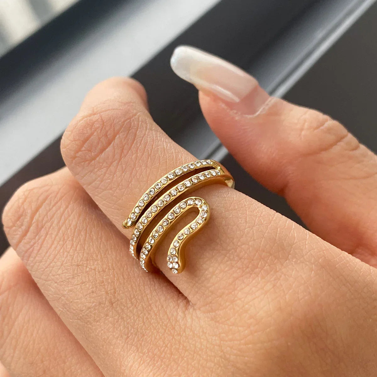 [Amore]Serpentina Layered Diamond Ring