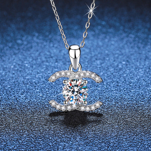[Amore]CLASSIC INTERLOCKING MOISSANITE PENDANT NECKLACE