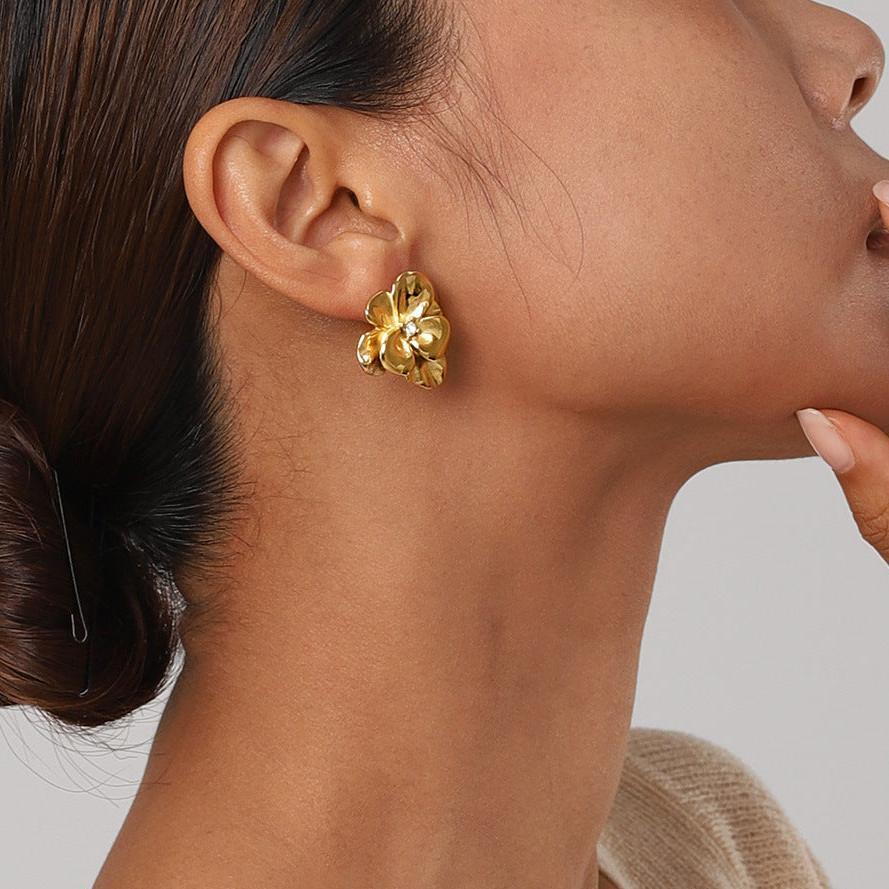 [Amore]Ainsley Floral Gold Earrings