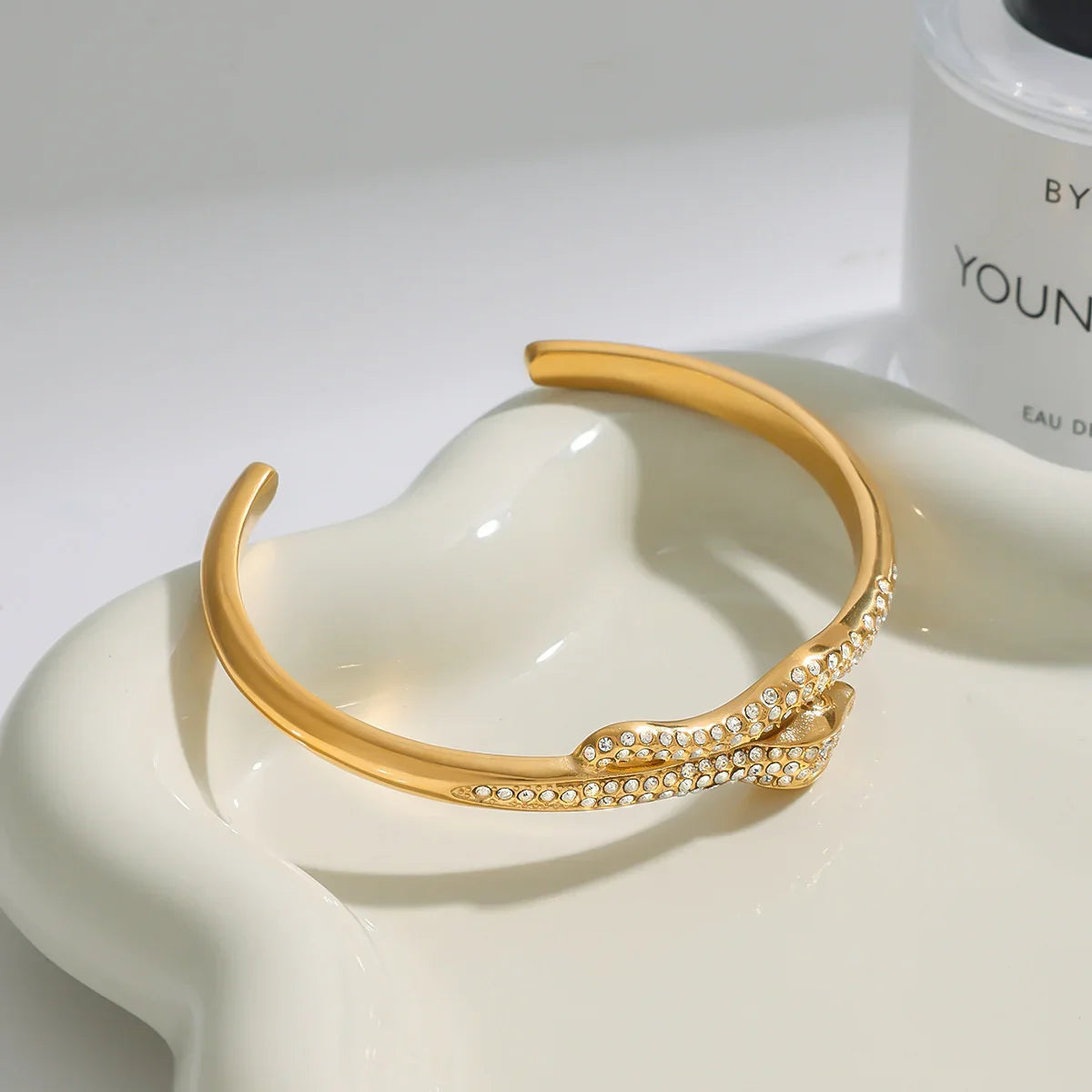 [Amore]Rosalee Serpentine Diamond Bangle