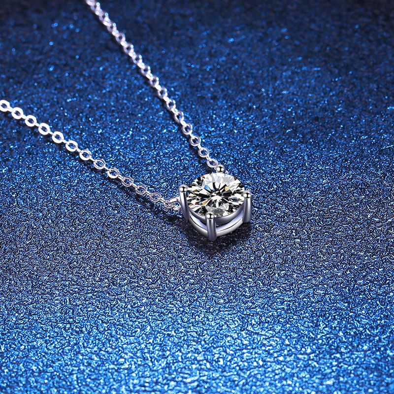 [Amore]CLASSIC FOUR-PRONG SOLITAIRE MOISSANITE NECKLACE