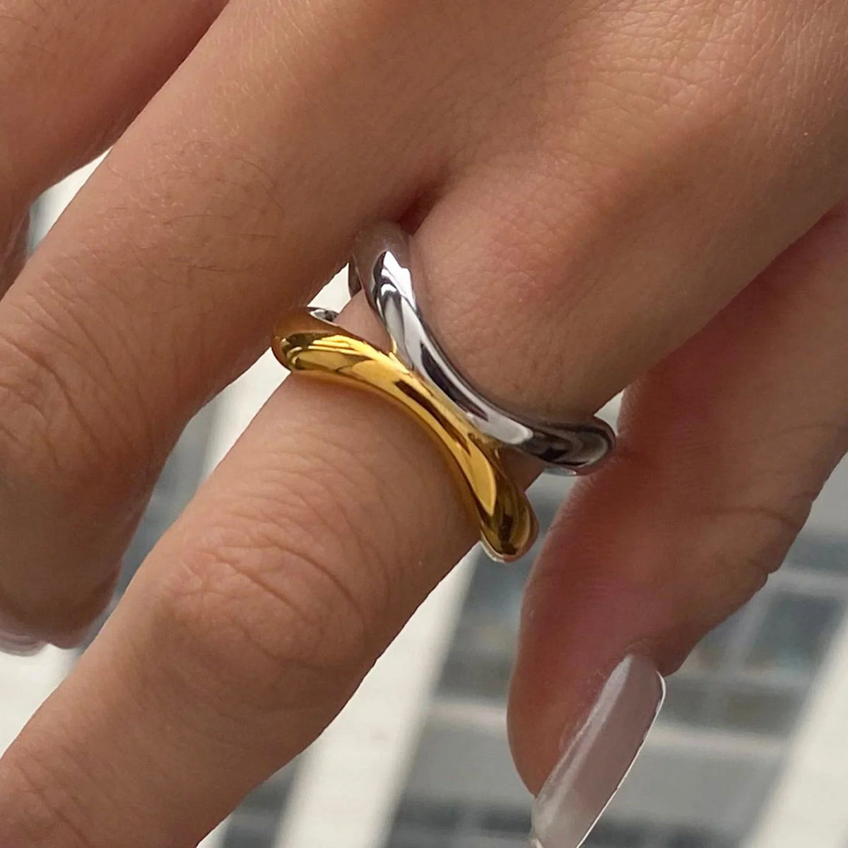 [Amore]Deanna Gold Intertwined Ring