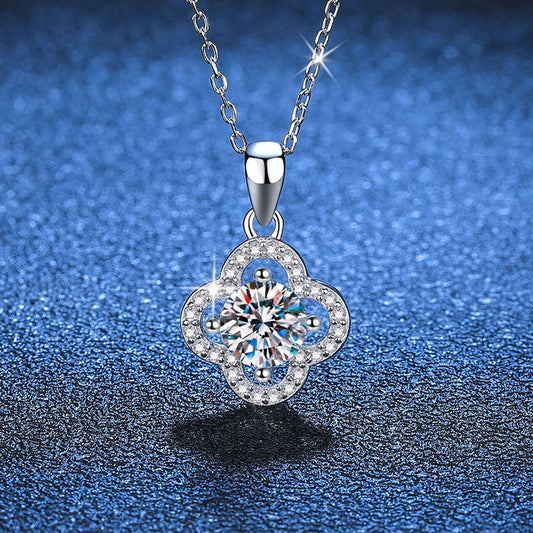 [Amore]CLASSIC CLOVER MOISSANITE PENDANT NECKLACE