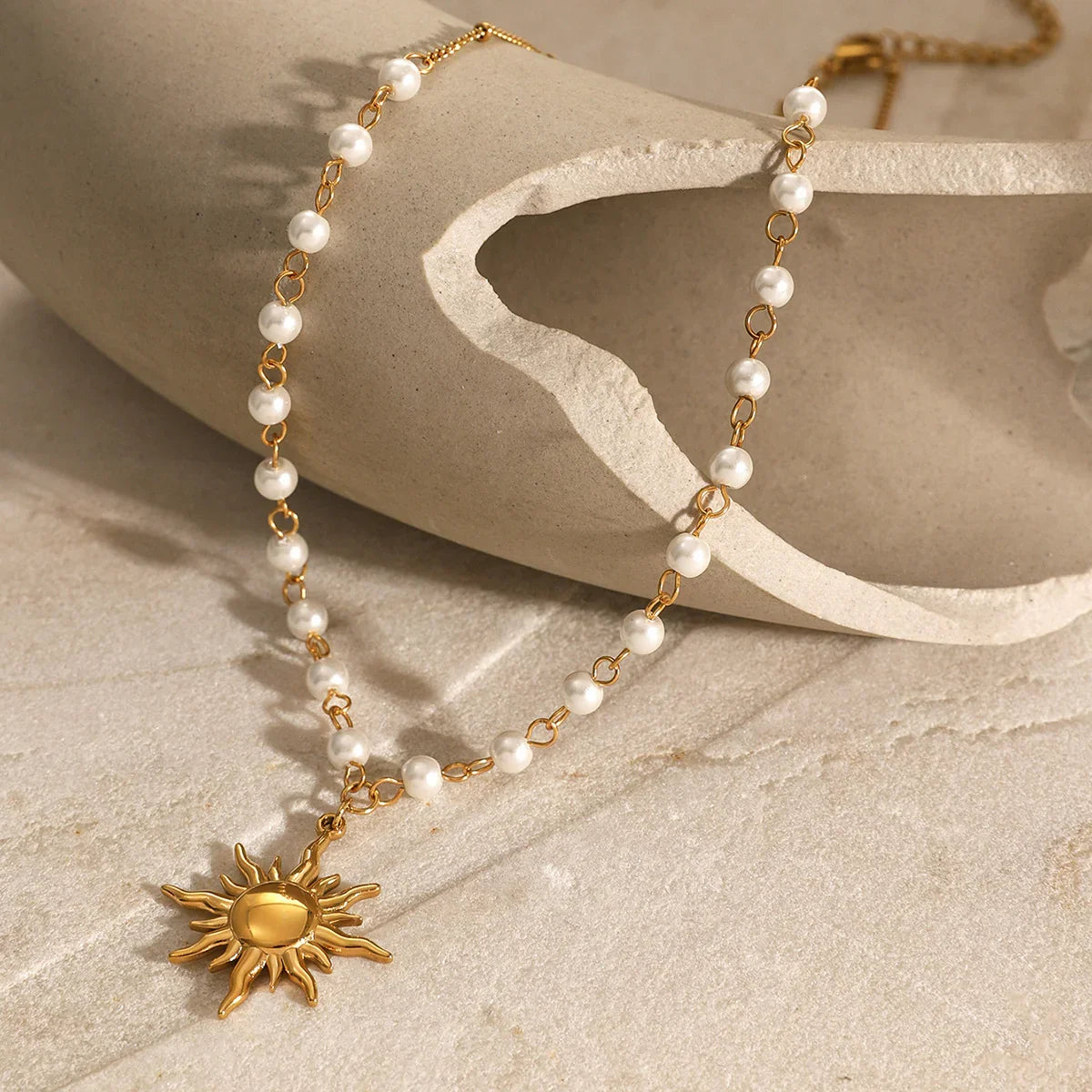 [Amore]Apollo Sun Pearl Necklace