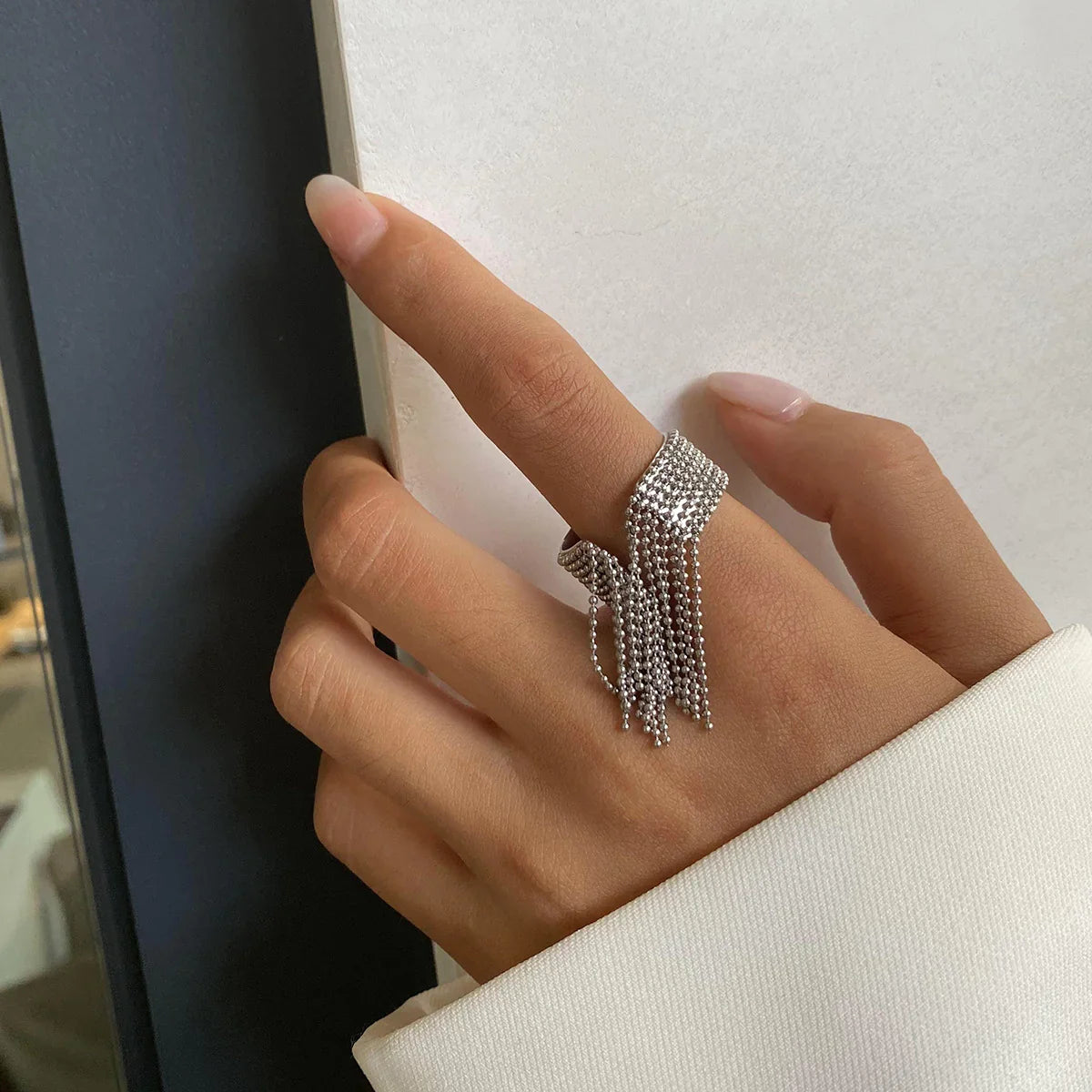 [Amore]Krystelle Gold Tassel Ring
