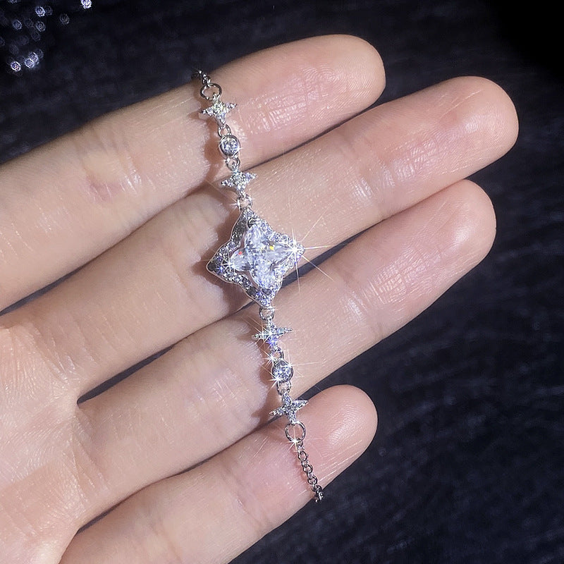[Amore]MARQUISE-CLOVER MOISSANITE BRACELET