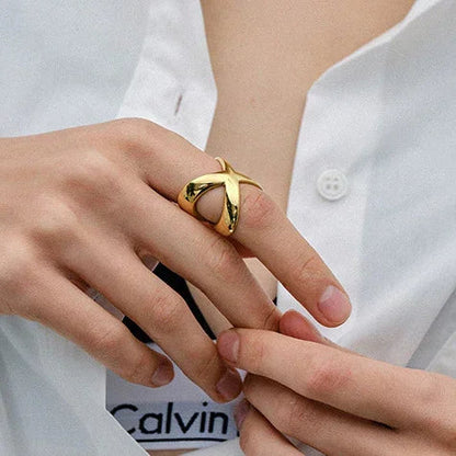 [Amore]Carolyn Gold Cross Ring