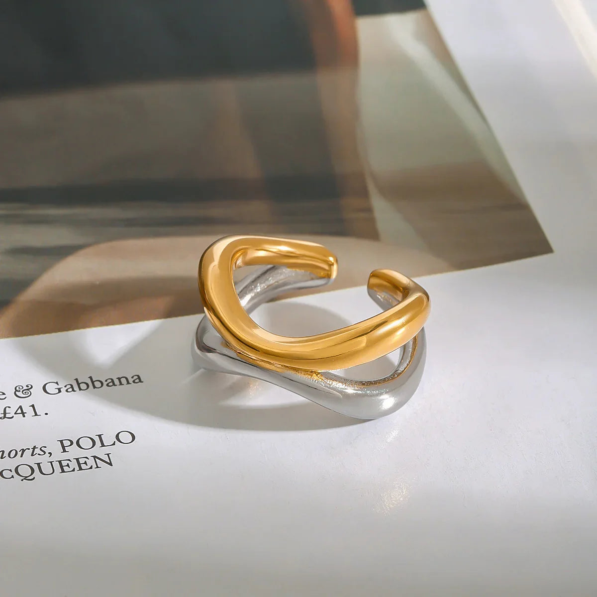 [Amore]Deanna Gold Intertwined Ring
