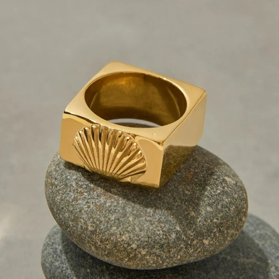 [Amore]Carlotta Geometric Shell Ring