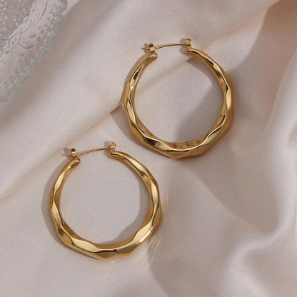 [Amore]Aire Hoop Earrings