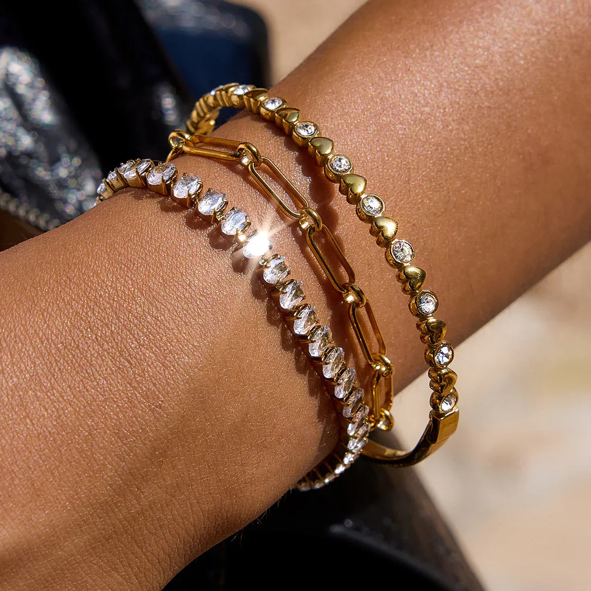 [Amore]Avaria Oval Cut Tennis Bracelet