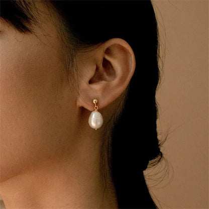 [Amore]Gloria Freshwater Pearl Earrings