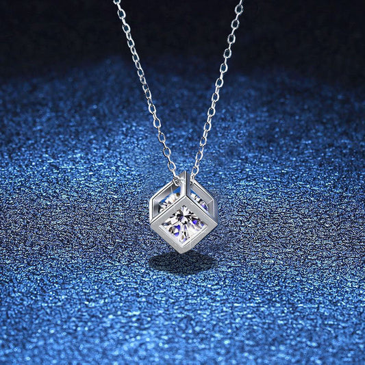 [Amore]GEOMETRIC SUGAR-CUBE MOISSANITE NECKLACE
