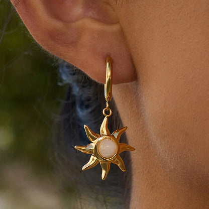 [Amore]Helia Sun-shaped Moonstone Earrings