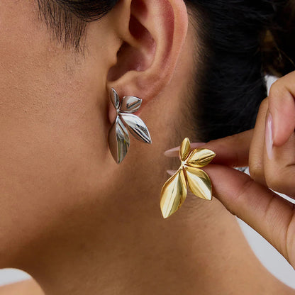 [Amore]Velle Gold Petal Earrings