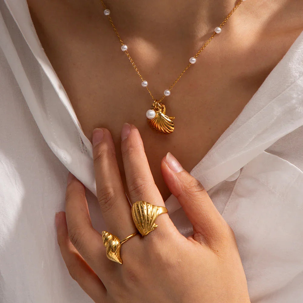 [Amore]Rebecca Freshwater Pearl Necklace