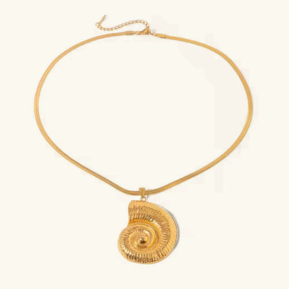 [Amore]Cascadia Nautilus Gold Necklace