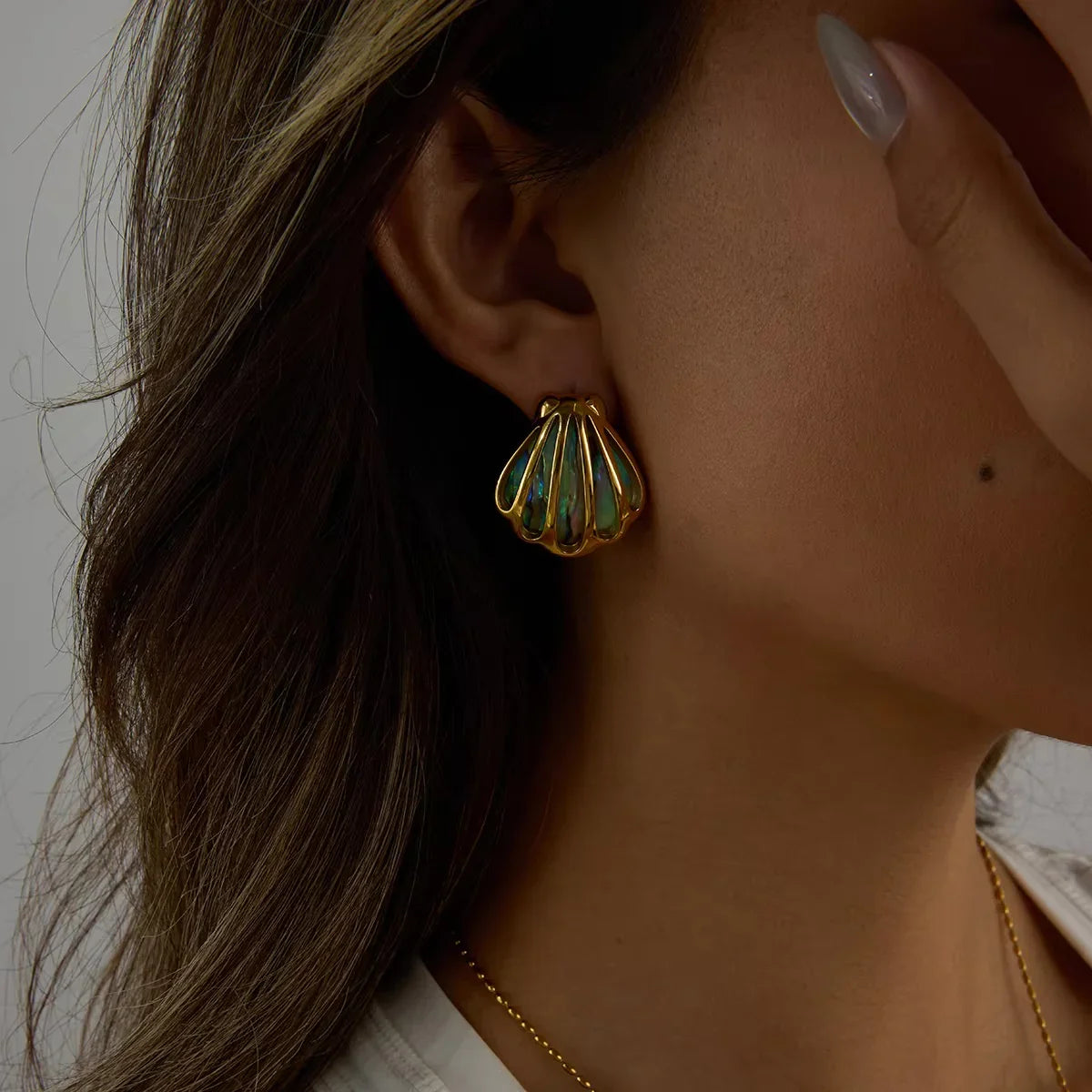 [Amore]Nixie Gold Seashell Earrings