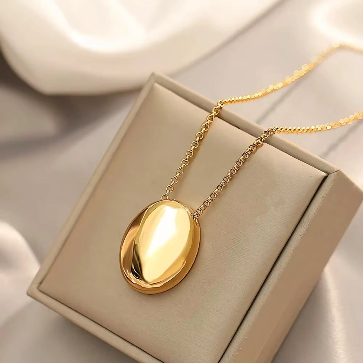 [Amore]Claribel Gold Dome Necklace