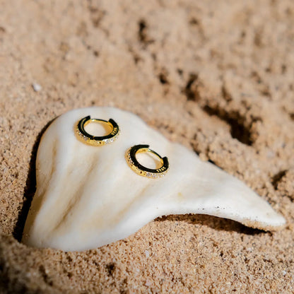 [Amore]Terra Huggie Earrings