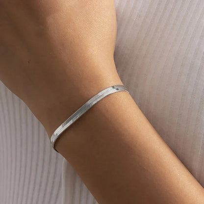 [Amore]Vida Gold Herringbone Bracelet