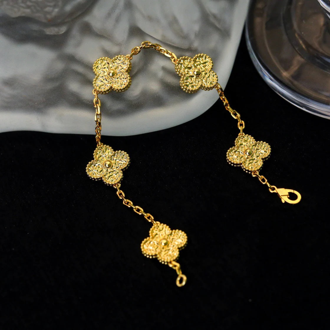 [Amore]LUCKY CLOVER 5-MOTIF BRACELET - BRONZING