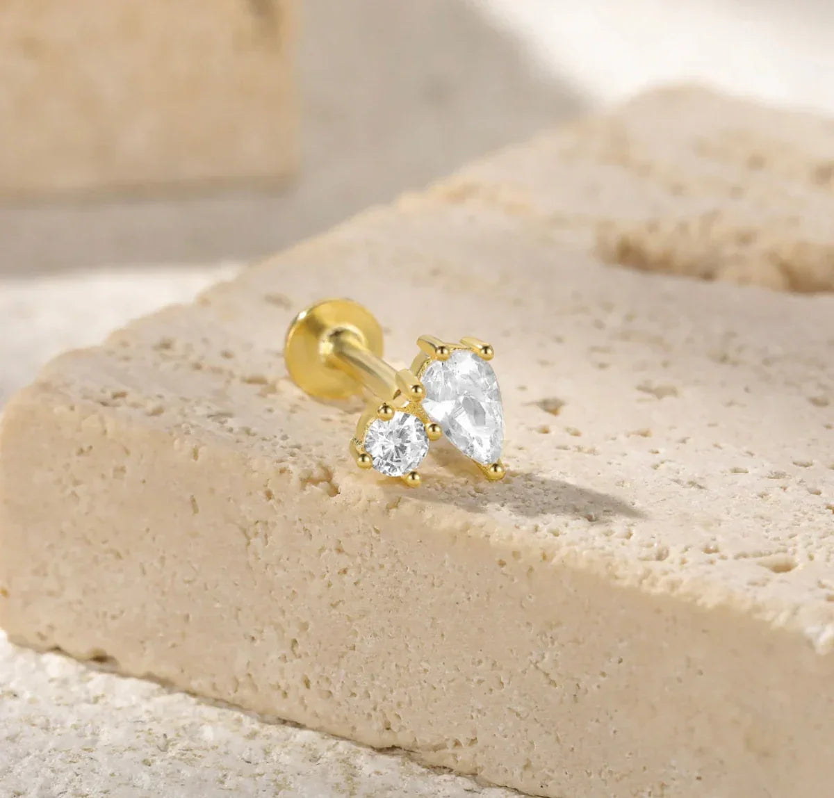 [Amore]Kate Flat Back Diamond Stud