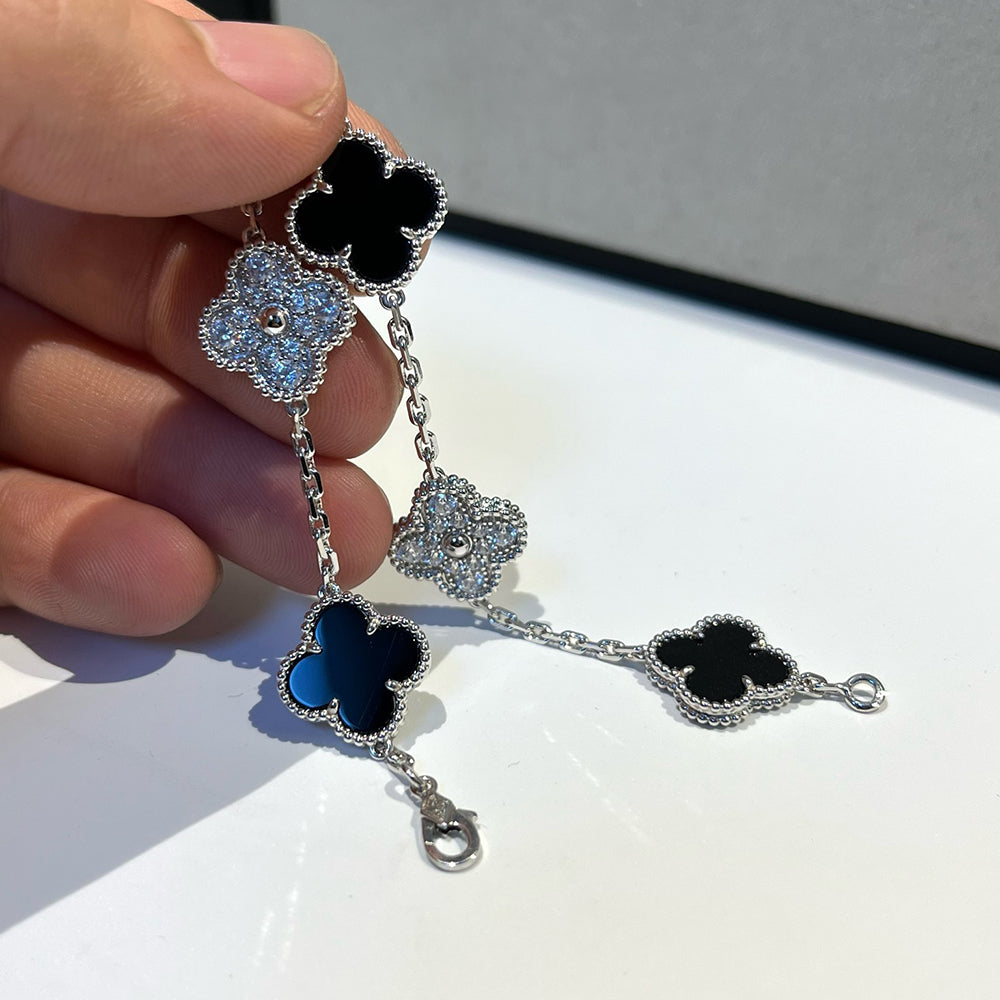 [Amore]LUCKY CLOVER 5-MOTIF BRACELET - BLACK OXNY COLLECTION